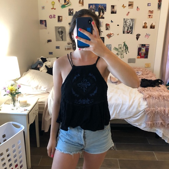 Cross-Back Tank Top - Picture 4 of 4